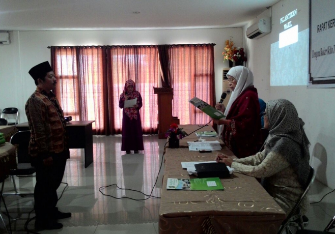 Pelantikan Wakil Rektor II IIQ Jakarta Periode 2015 – 2018