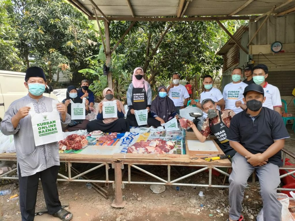Idul Adha 1443 H, IIQ Jakarta Kurban 6 Ekor Sapi, Bagikan kepada Warga Sekitar Kampus dan Pondok Pesantren