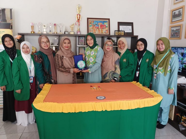 Penandatanganan MoU dan MoA antara Program Studi PIAUD Fakultas Tarbiyah IIQ Jakarta dengan TK Islam Pembangunan Tangerang Selatan