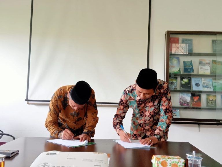 Dekan FUD IIQ Jakarta Bangun Kerjasama dengan Dekan FU IIQ An-Nur Yogyakarta