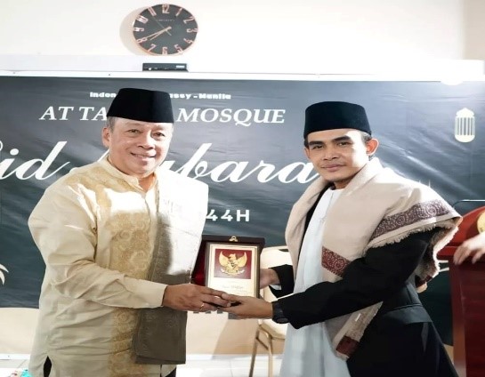 KAPRODI KPI IIQ JAKARTA BERDAKWAH HINGGA KHUTBAH DI KBRI MANILA