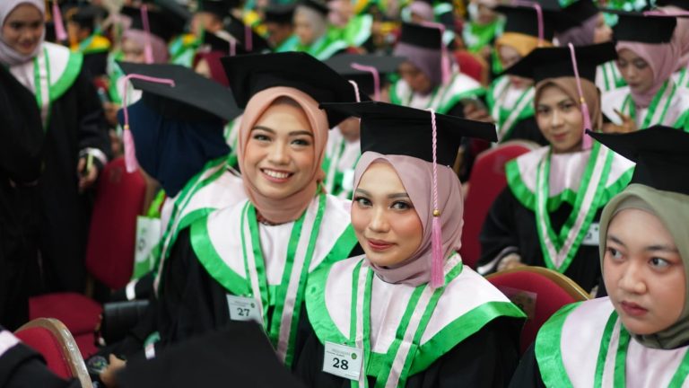 IIQ Jakarta Wisuda XXIV, Sorot Pentingnya Peran Perempuan
