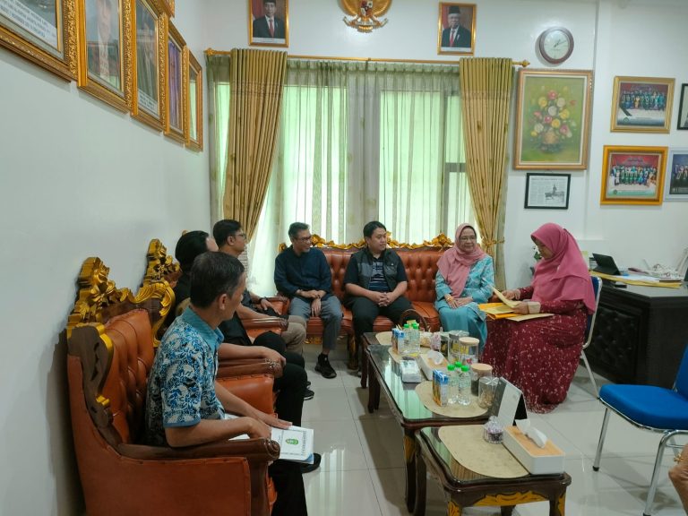 Penandatanganan Perjanjian Kerjasama Beasiswa IIQ Jakarta dan Kabupaten Kutai Kartanegara