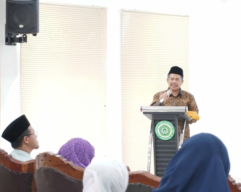 5. pak Ahmad Masyikuri