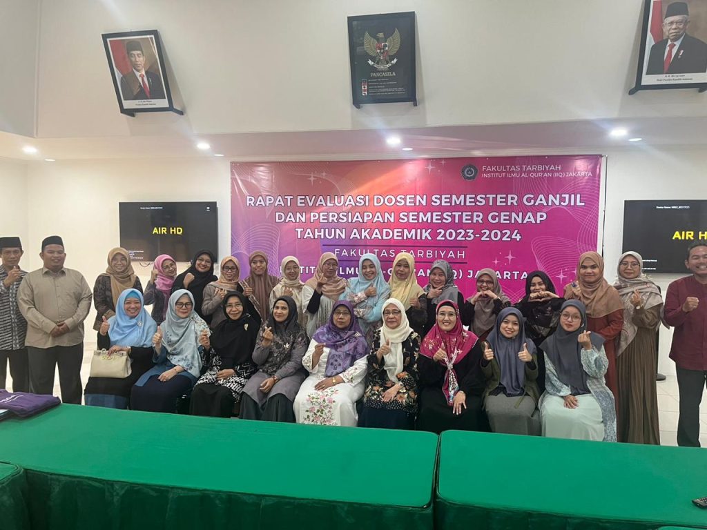 FAKULTAS TARBIYAH MELAKSANAKAN RAPAT EVALUASI DOSEN SEMESTER GANJIL DAN PERSIAPAN MENGAJAR  SEMESTER GENAP TAHUN AKADEMIK 2023/2024