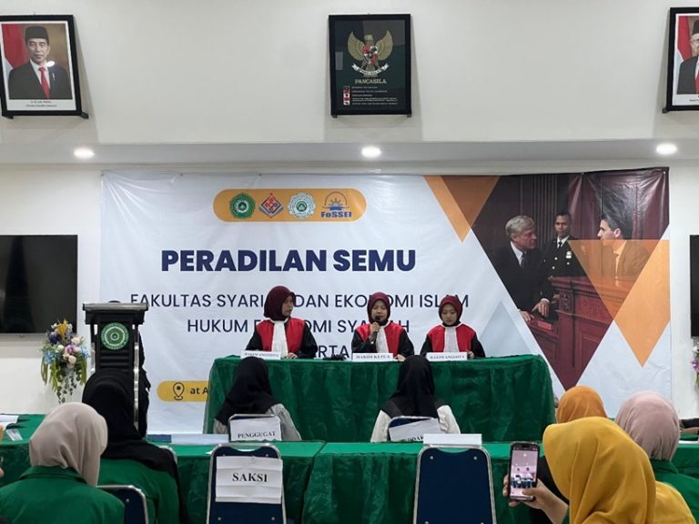 DEMA-FSEI IIQ Jakarta Gelar Pelatihan Peradilan Semu untuk Mahasiswa Hukum Ekonomi Syariah