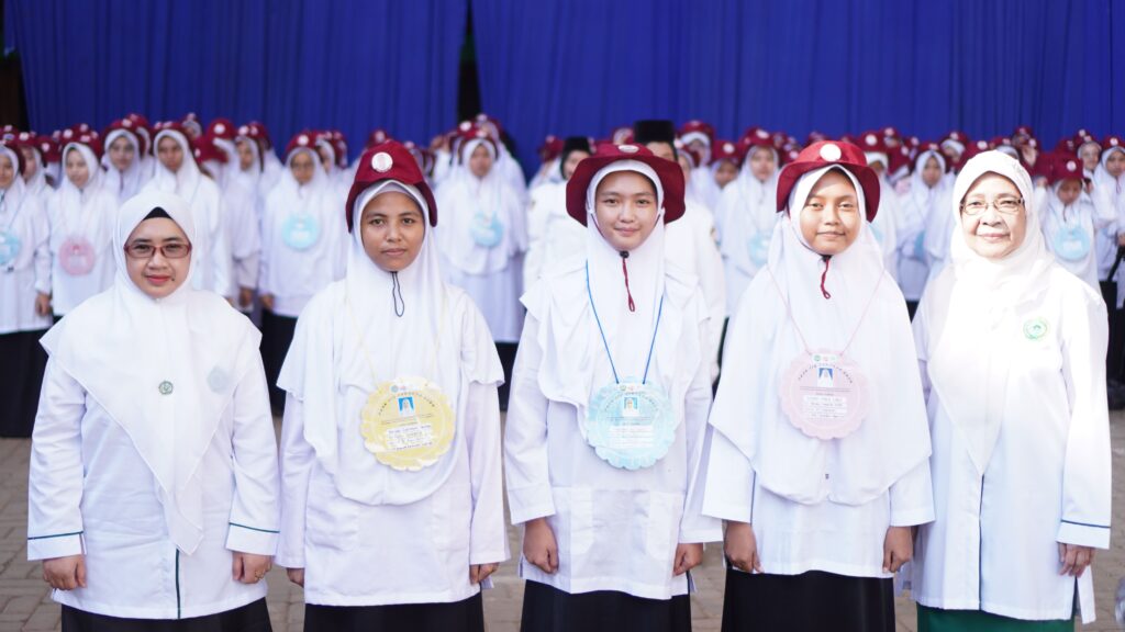 25 Santri Lulus Beasiswa PBSB, Resmi Jadi Mahasiswa IIQ Jakarta