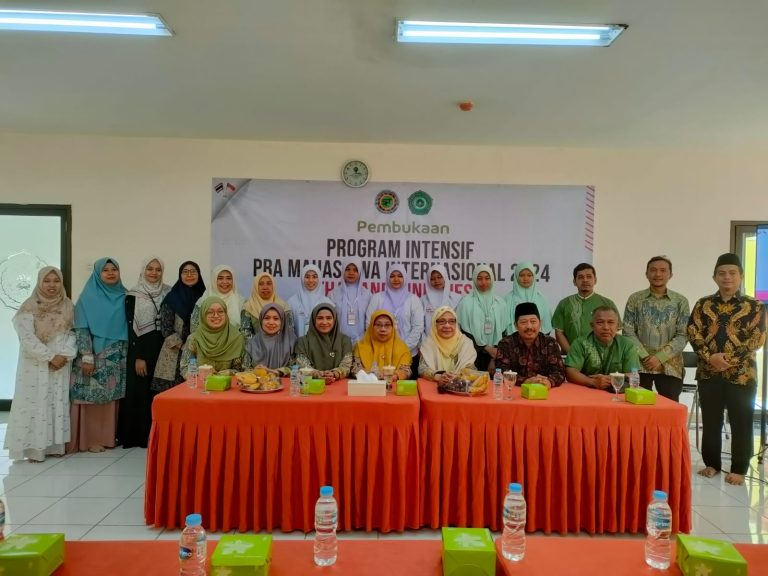Siswa Thailand Ikuti Program Intensif di IIQ Jakarta, Belajar Al-Quran