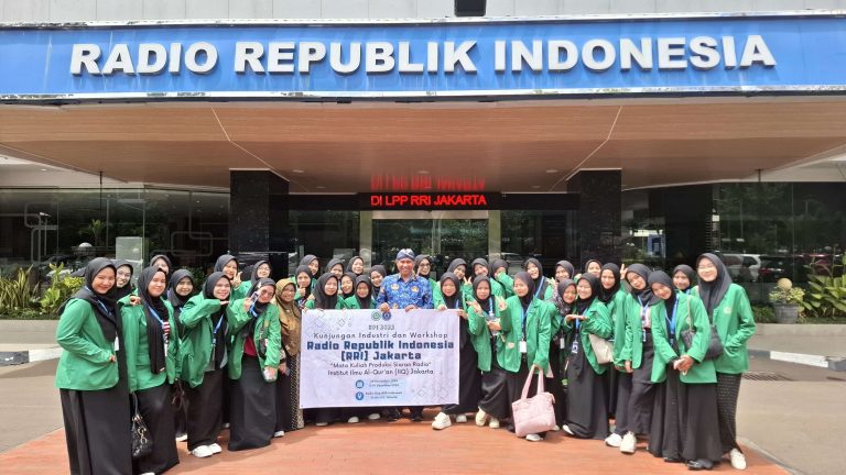 Institut Ilmu Al-Qur’an : Untuk Company Visit ke RRI Jakarta aja deh