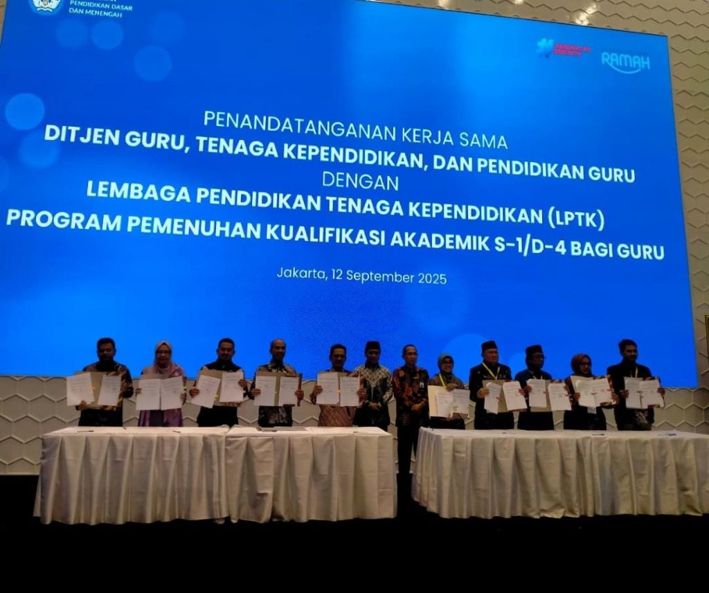 IIQ Jakarta Ikut Serta dalam Penandatanganan PKS Program Pemenuhan Kualifikasi Akademik Guru