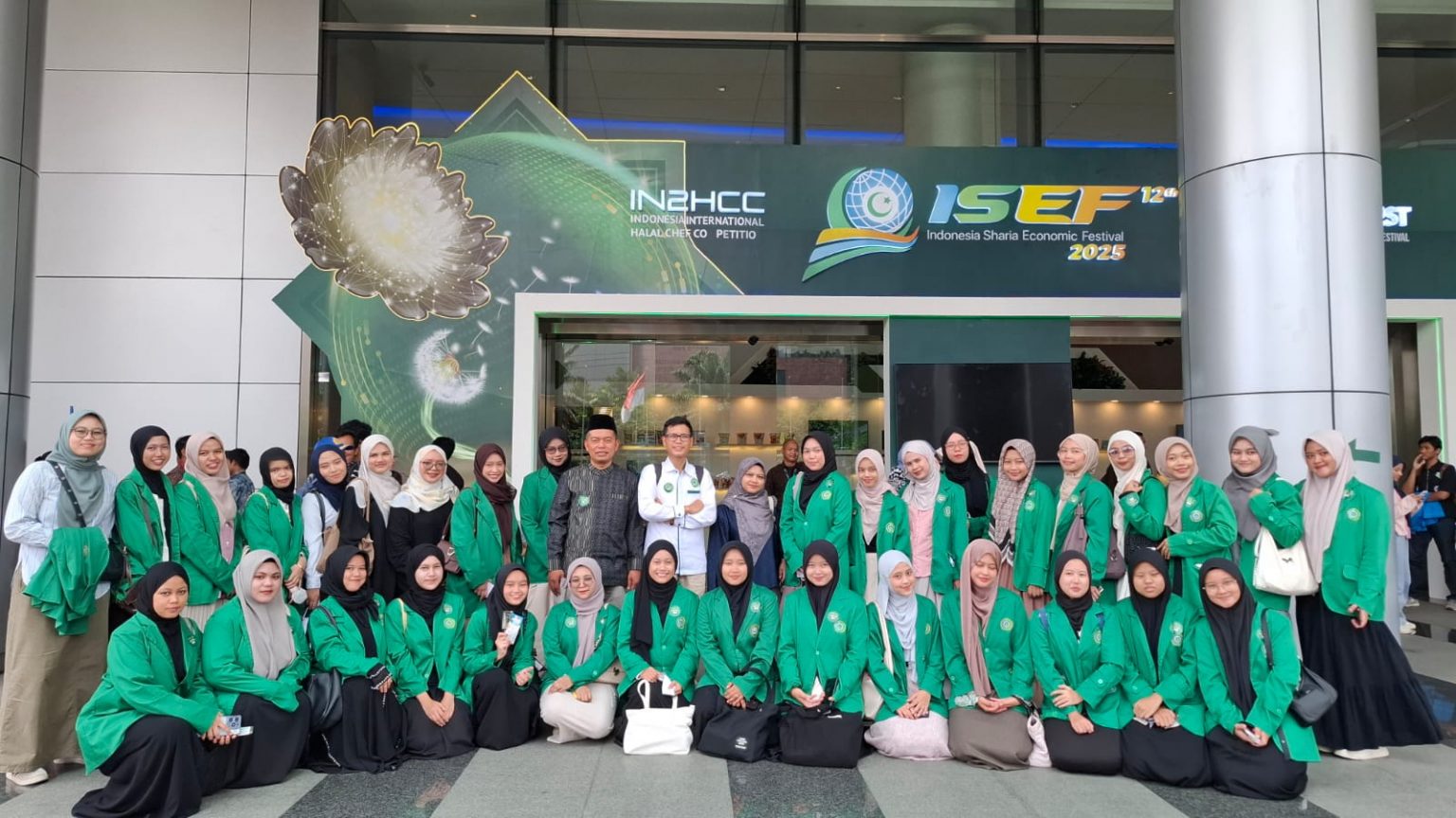 Mahasiswa IIQ Jakarta Hadiri ISEF 2025 dan Konferensi Global Wakaf (GLOW)