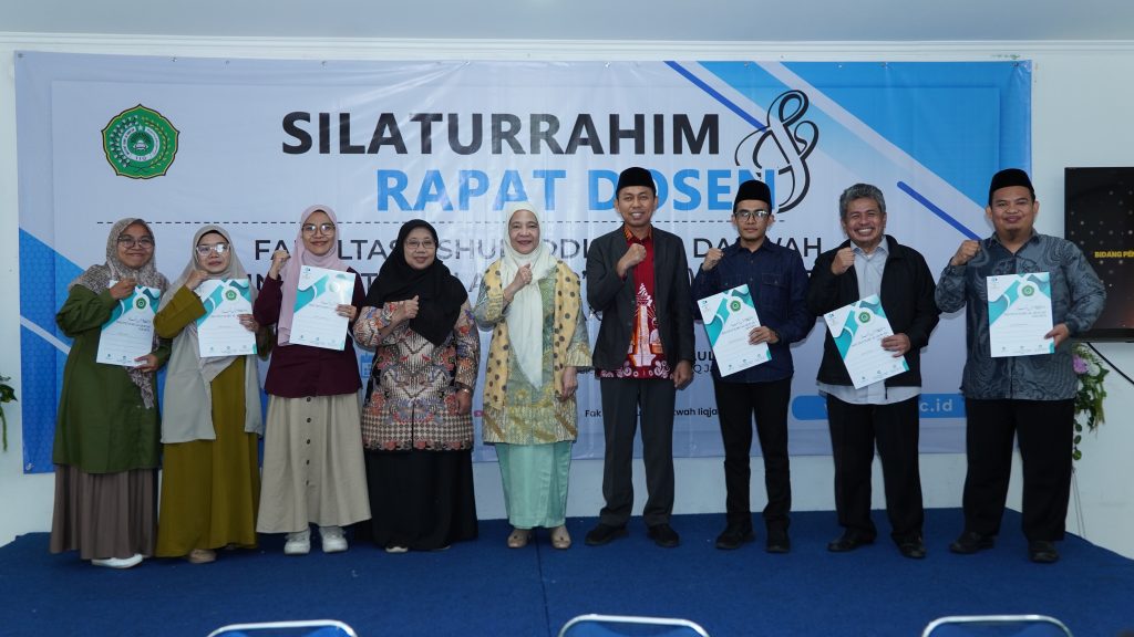 Apresiasi Kinerja, FUD IIQ Jakarta Tetapkan Dosen Berprestasi