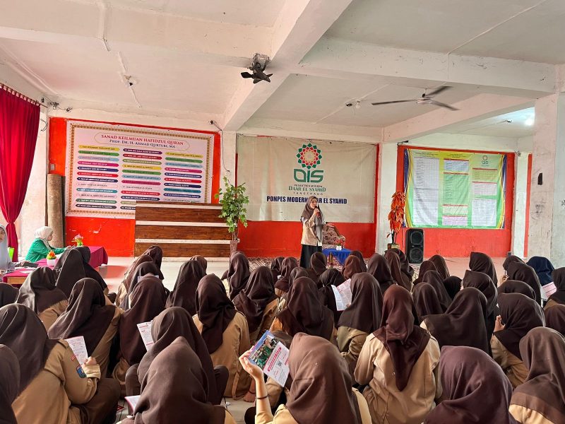 PKM Penguatan Literasi Al-Quran Dalam Meningkatkan Kualitas Pembelajaran Pendidikan Agama Islam di Sekolah Ponpes Tafsir Al-Quran Dar El Syahid Teluk Naga Tangerang