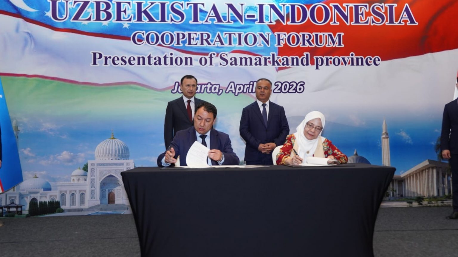 Rektor IIQ Jakarta Hadiri Forum Indonesia–Uzbekistan 2026, Sekaligus Perkuat Kerja Sama melalui Penandatanganan MoU Internasional