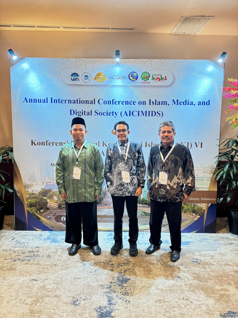 Dari IIQ Jakarta ke Forum Internasional: Tiga Dosen Presentasikan Riset di AICIMDS dan KNKI VI ASKOPIS
